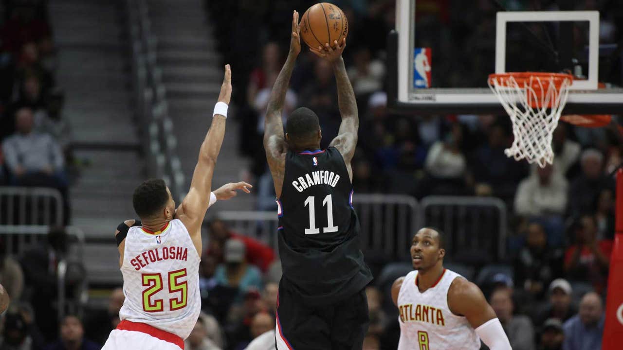 Crawford, Rivers lead Clippers over Hawks 115-105